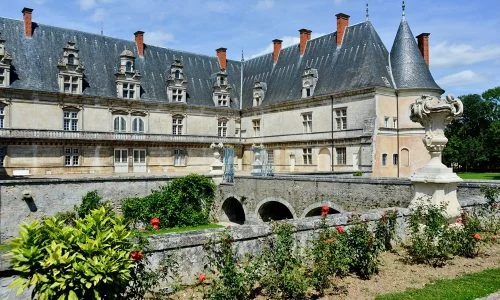 chateau-de-fleville-renaissance-6029cregine_datin